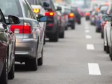 Incentivi auto elettriche: Francia accelera, Italia si ferma