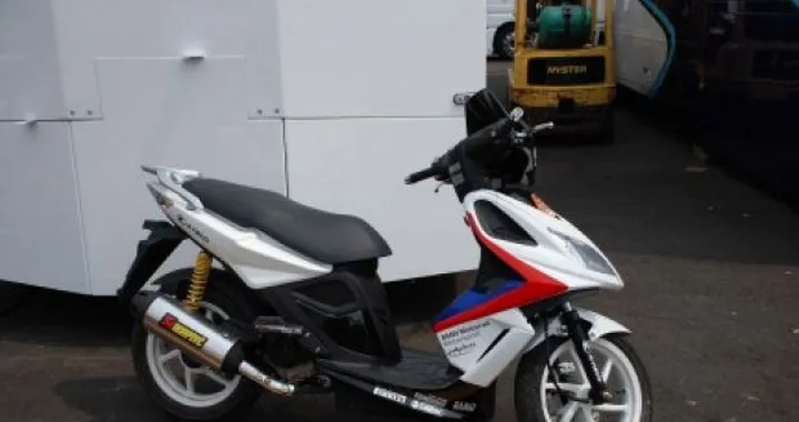 Gli scooter dei piloti del Mondiale Superbike