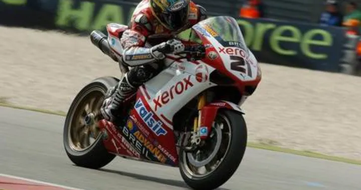 GP Assen SBK: Bayliss regala emozioni nella superpole