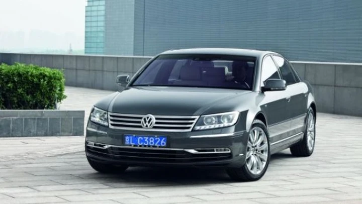Volkswagen Phaeton restyling: nuove immagini ufficiali