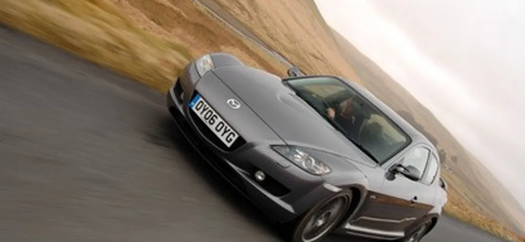 Mazda RX-8 PZ, solo per gli inglesi...