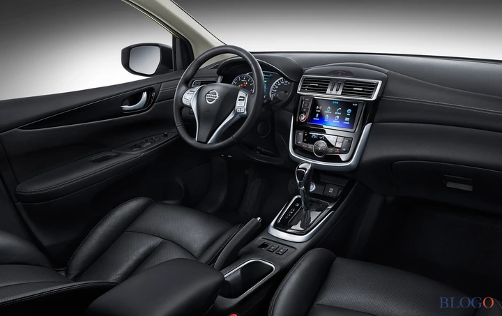 Nissan Tiida: la rinnovata Pulsar presentata a Pechino