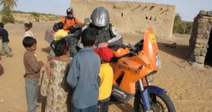 Bike4Africa: 14mila km in moto per la cooperazione