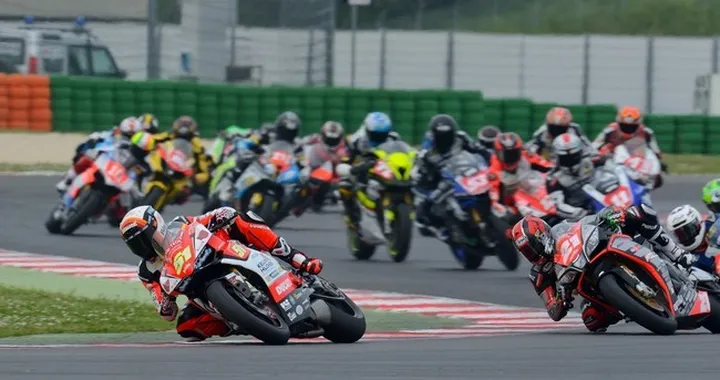 CIV 2015: subito show nei round 1 e 2 di Misano