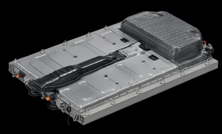 Stellantis brevetta sistema a schiuma per le batterie EV: più sicurezza