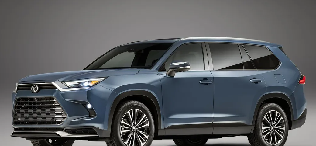 Toyota Grand Highlander: SUV full size per 8 passeggeri