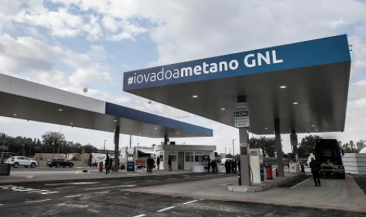 Auto a metano: online il portale Snam dedicato al rifornimento fai da te