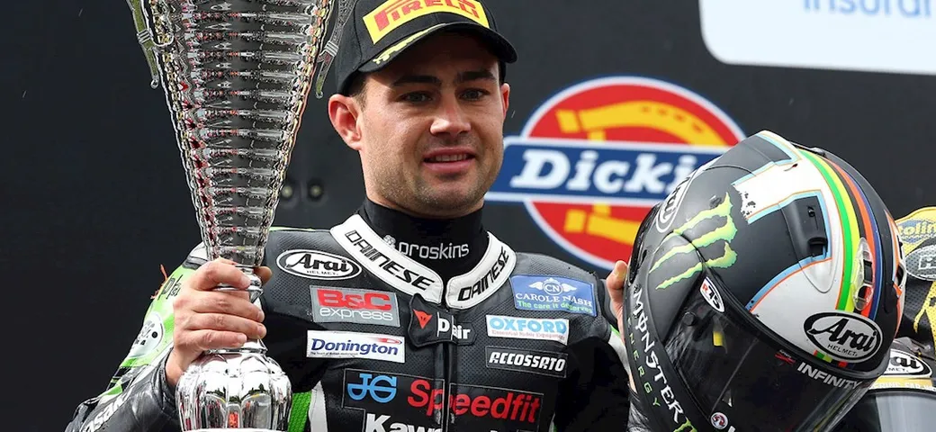 Superbike - Haslam rinnova: il BSB alletta più del mondiale