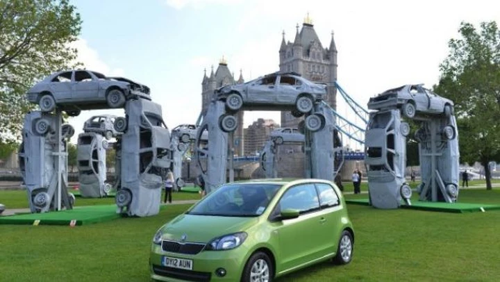 Skoda ricrea Stonehenge a Londra