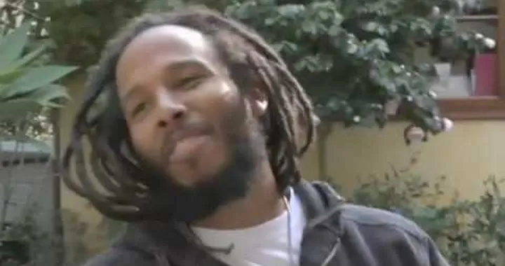 Marley Africa Road Trip in REV'IT! gear