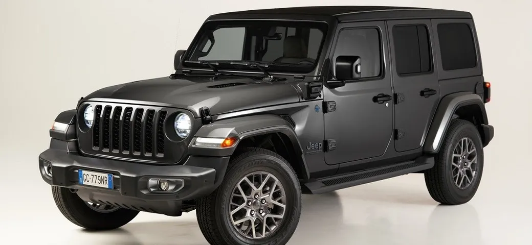 Jeep Wrangler 4xe First Edition: al via le ordinazioni, ecco i prezzi