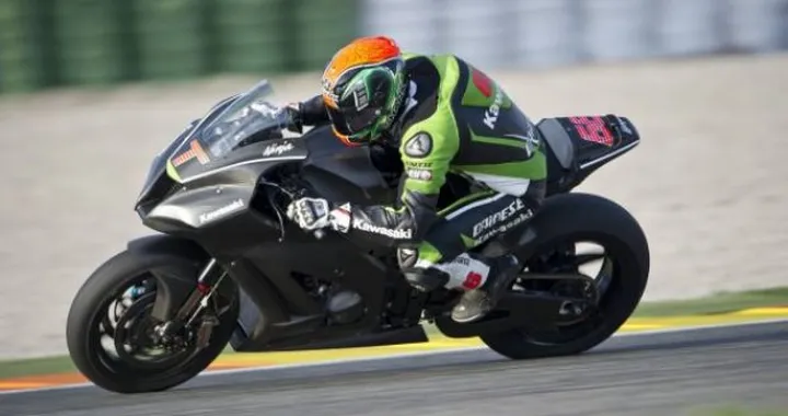 WSBK: Kawasaki chiude i test a Valencia abbassando il record della pista