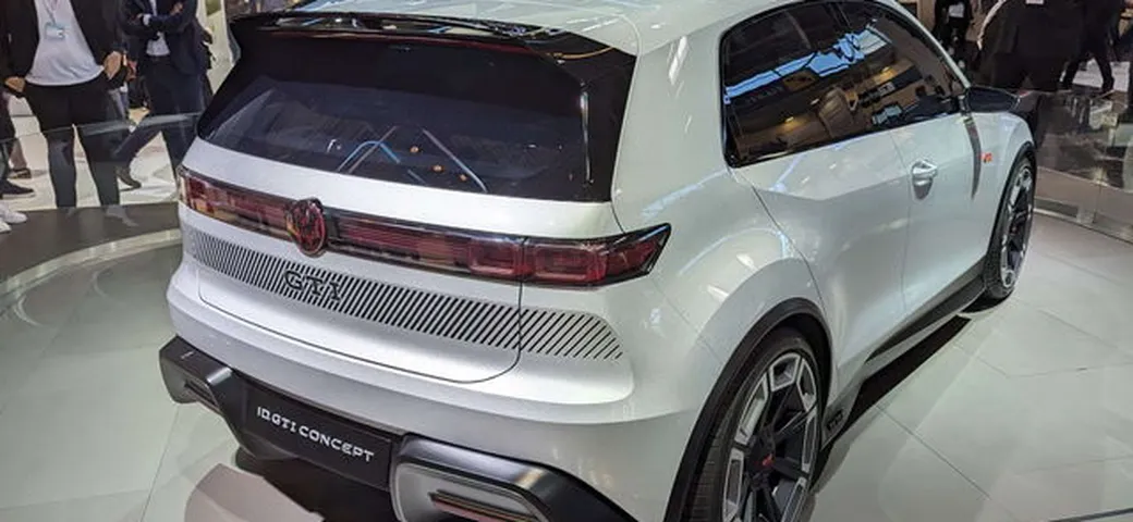 Volkswagen avverte tutti, la prima Golf GTI elettrica sarà mostruosa