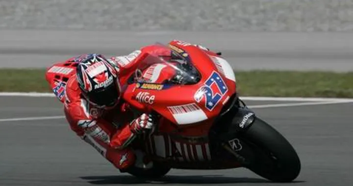 MotoGP: Stoner ancora davanti a tutti nel GP della Cina!