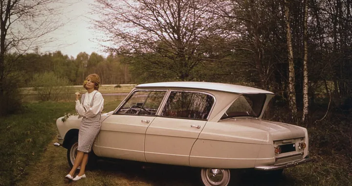 Citroen AMI 6: 60 anni per un'auto dal design insolito