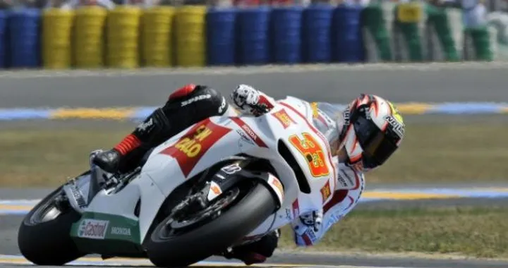 MotoGP: il Team Gresini risale la china. Melandri sesto, Simoncelli "un po' dispiaciuto"