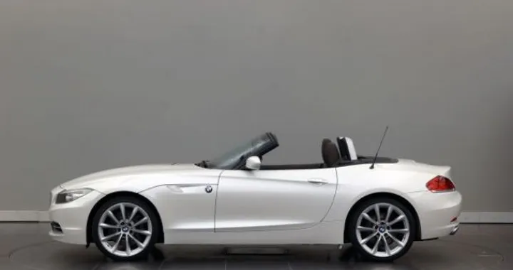 Bmw Z4: 4 cilindri anche per l'entry level 23i