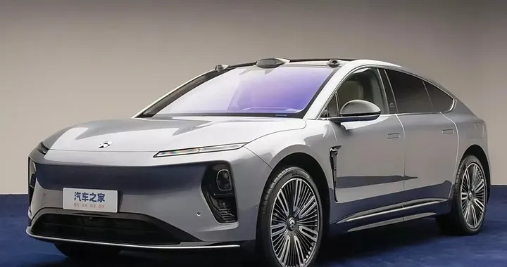 NIO ET9: l’ammiraglia elettrica della casa cinese che sfida le tedesche