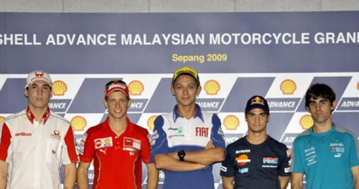 MotoGP, Sepang: la conferenza stampa del giovedì. Rossi: "primo match point"