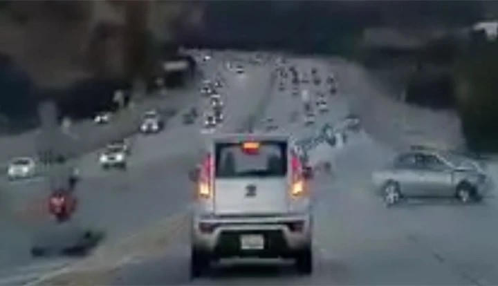 California: Freeway fight