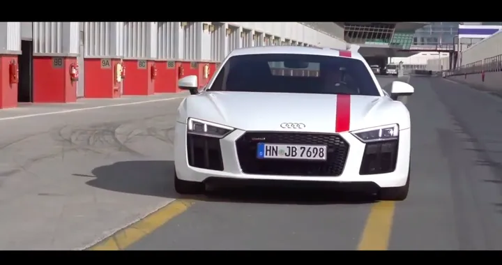 Audi R8 W10