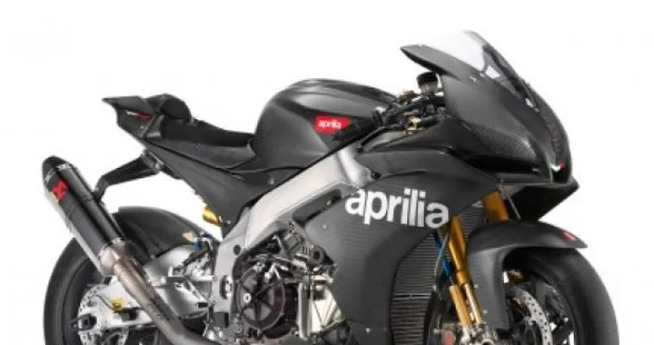 STK1000: C'è anche l'Aprilia