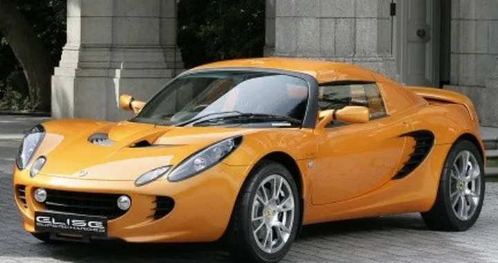 Lotus Elise SC da 220 CV
