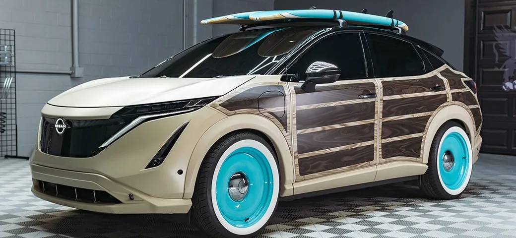 Nissan Ariya diventa Woody Surfwagon al SEMA