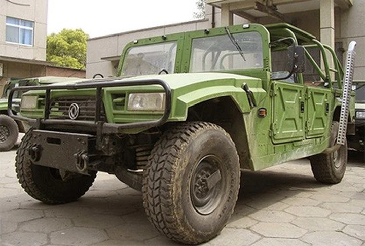 Hummer cinesi