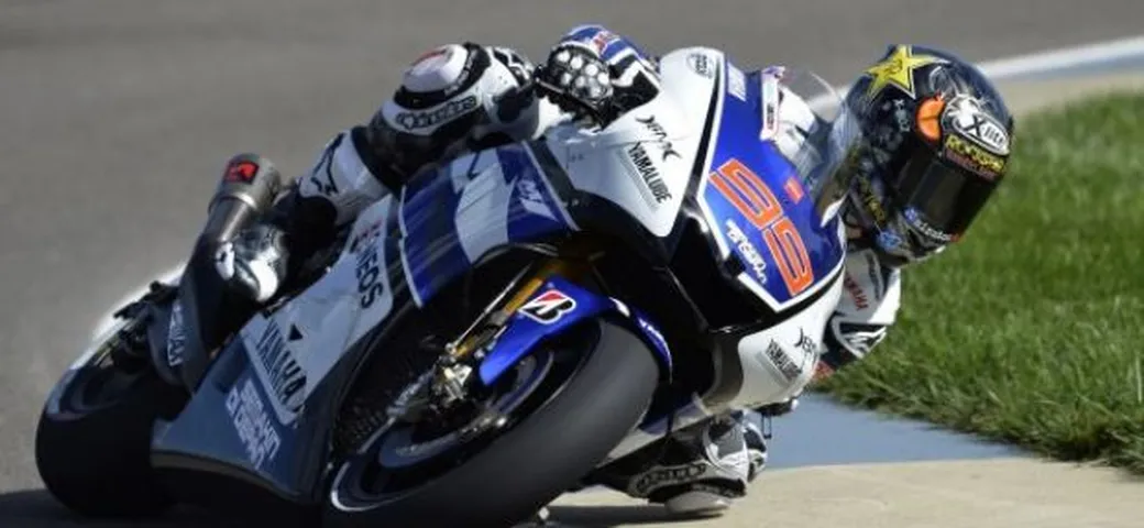 MotoGP, Brno: Jorge Lorenzo in pole, mette in riga Crutchlow e Pedrosa. Dovizioso 5°, Rossi 6°.