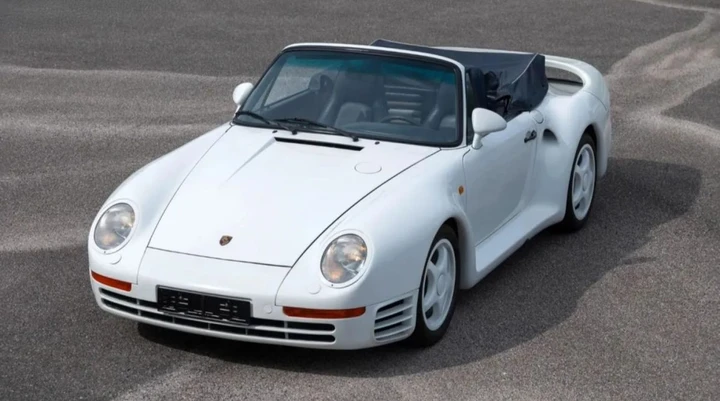 Esiste un solo esemplare di Porsche 959 Speedster: ora è all’asta