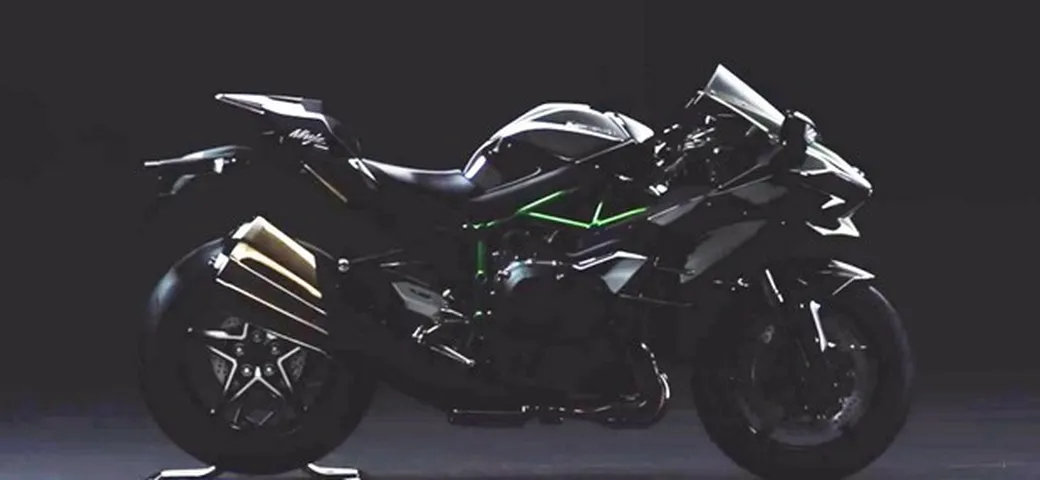 Kawasaki Ninja H2 2015: primo video teaser, avrà 200 CV