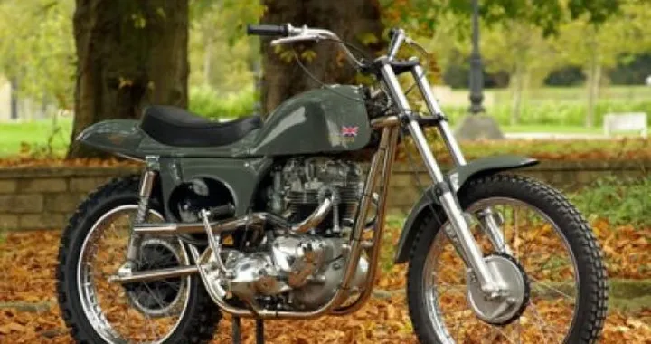 Metisse Motorcycle presenta la Steve McQueen Desert Racer Replica