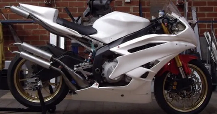 Special Yamaha: 4 cilindri 2 tempi. Una libidine!