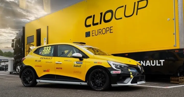 Renault: parte da Monza la quinta edizione della Clio Cup Press League
