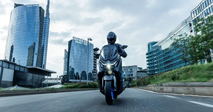 Mobilità smart e accessibile: Yamaha lancia la sua nuova gamma di scooter