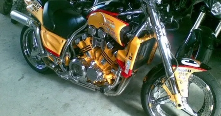 Yamaha Vmax Special CAT