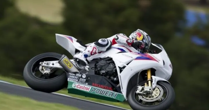WSBK Phillip Island, qualifiche: mezza rivoluzione. Svetta Rea (Honda), poi Smrz, Giugliano, Checa, Biaggi, Canepa