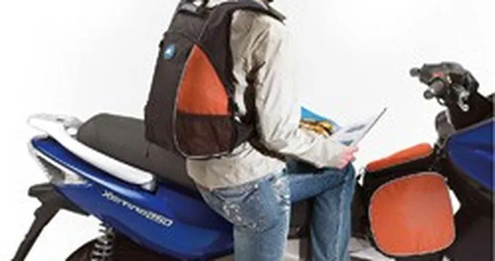 Un tocco di “orange” per la linea morbida di Kappa