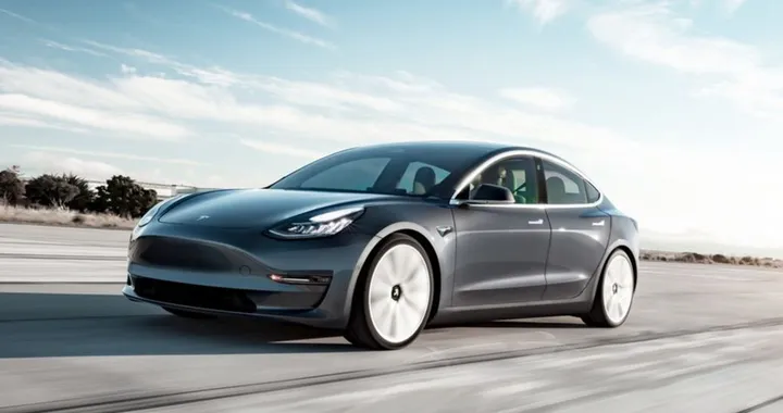 Tesla Model 3: perché è l’auto più venduta in Europa a settembre 2021