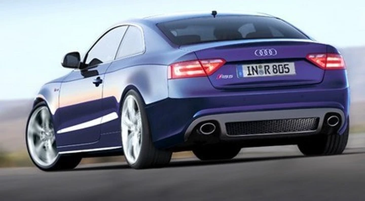 Audi RS5: con motore 10 cilindri?