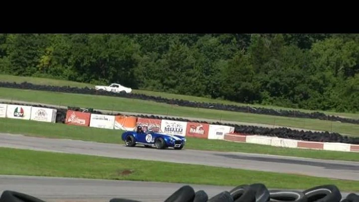 Ford: Shelby storiche e drifting in Mustang in video