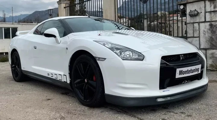 Sotto alla Nissan GTR R35 si nasconde un'altra auto, non giapponese