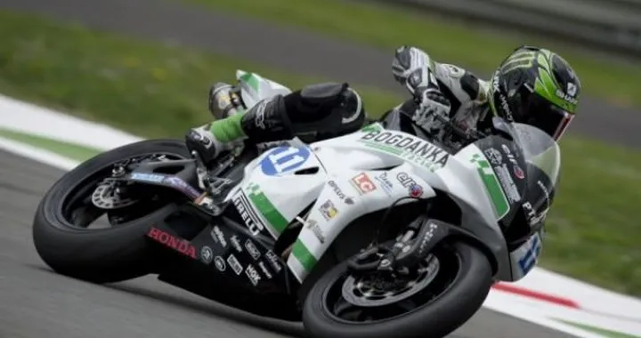 Supersport: Sam Lowes in pole provvisoria. Secondo Sofuoglu