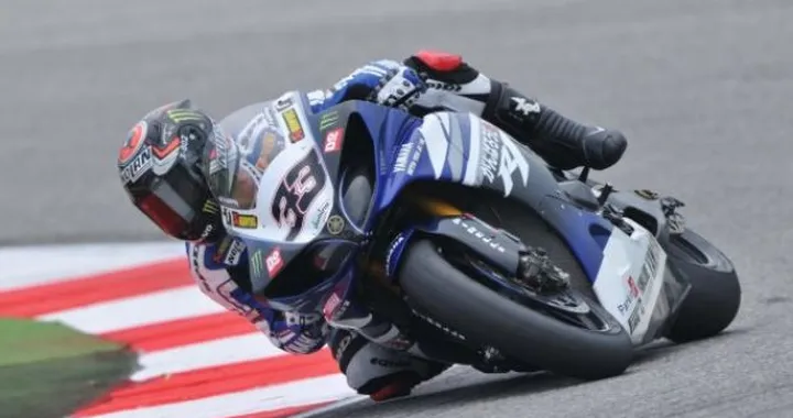 WSBK: Melandri precede Checa nelle libere di Aragon