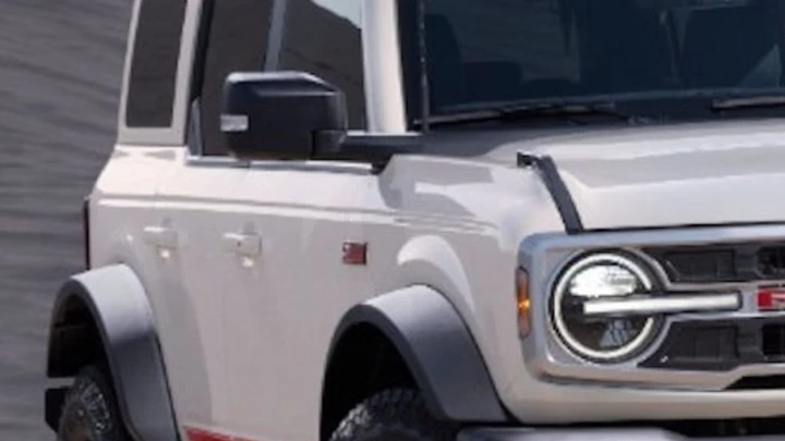 Lo storico SUV compie 60 anni: una versione celebra il traguardo