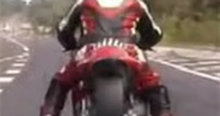 Partenza di un Dragster