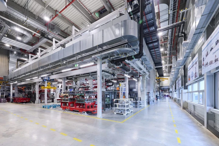 BMW, sesta generazione eDrive: maggiore autonomia e ricariche più veloci nelle elettriche