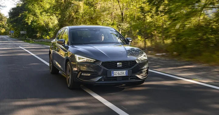 Seat Leon 1.5 e-Hybrid: la prova su strada