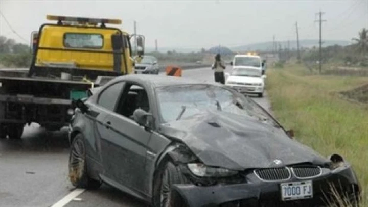 Usain Bolt distrugge la sua BMW M3